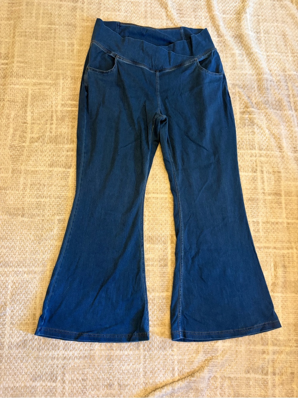 HALARA Dark Indigo Flare Jeans